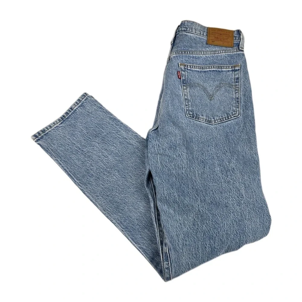 Levis Premium 501 XX Jeans Mens Size 30x32 Button Fly Light Blue Denim Pants